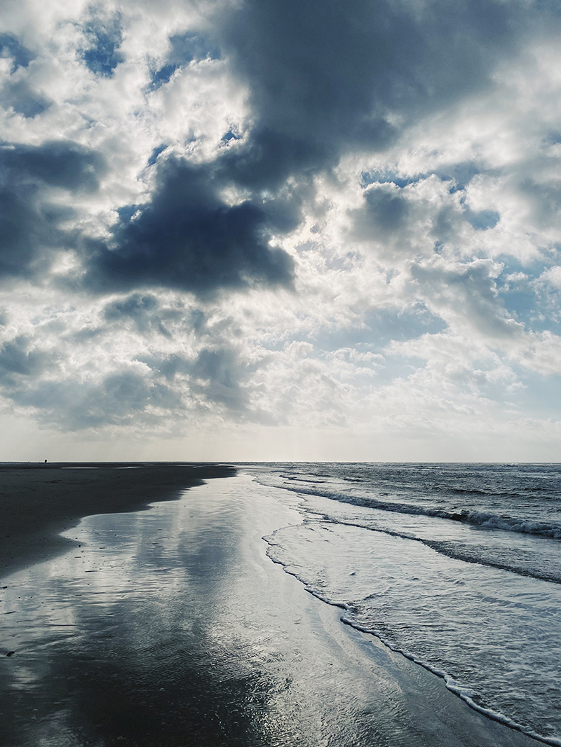 Havet - stranden - skyer