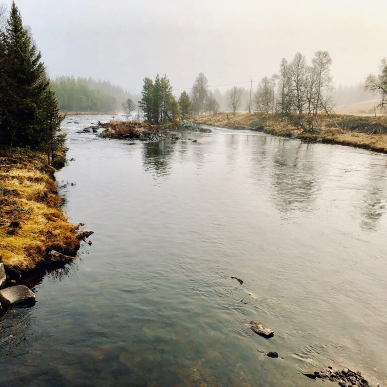 Atna_elv_vinter
